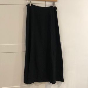 Eileen Fisher midi black silk skirt size medium